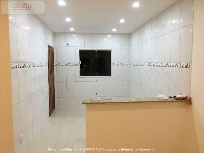 Casa a Venda no Morada da Montanha em Resende