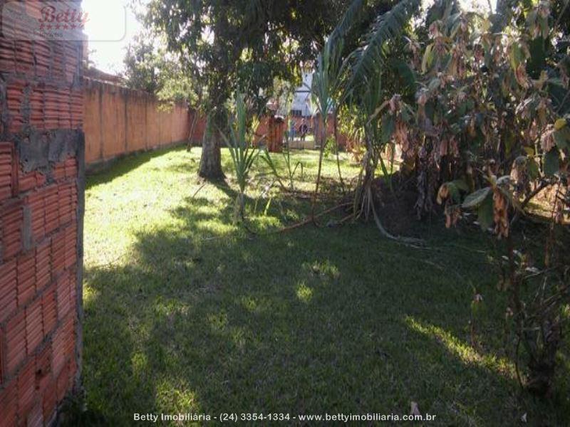 Terreno a Venda no Fazenda da Barra 3 em Resende