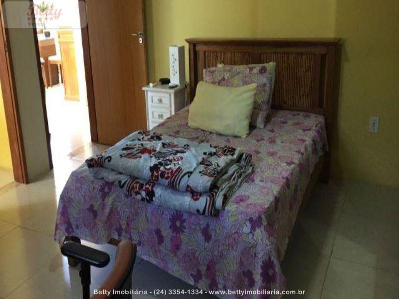 Casa a Venda no Parque Ipiranga em Resende