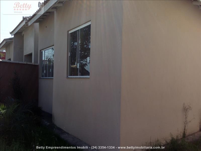 Casa a Venda no Jardim do Sol em Resende