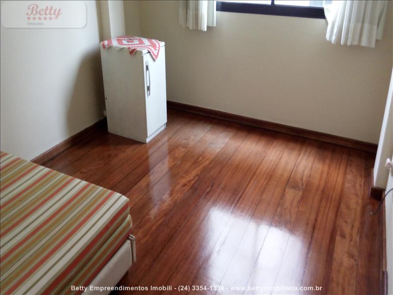 Apartamento a Venda no Jardim Jalisco em Resende