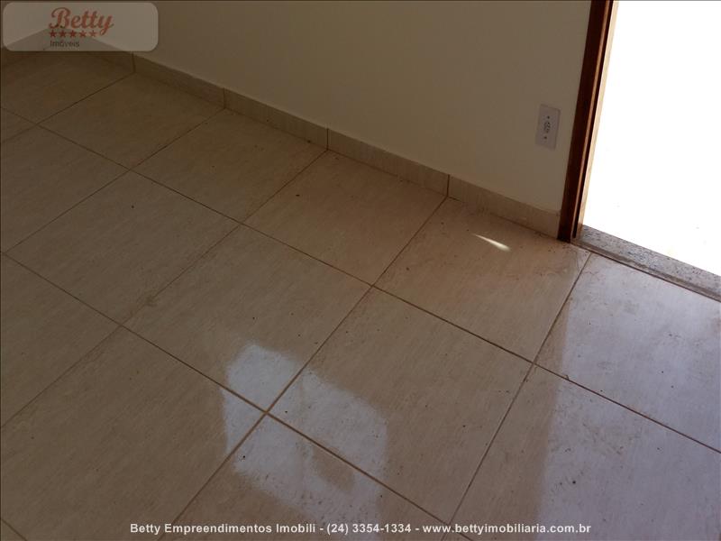 Casa a Venda no Morada da Montanha em Resende