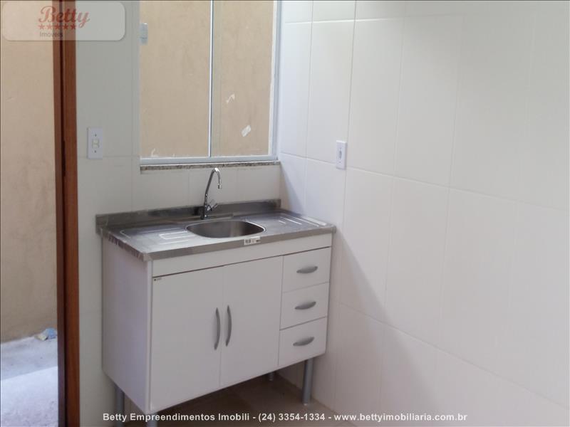 Casa a Venda no Morada da Montanha em Resende