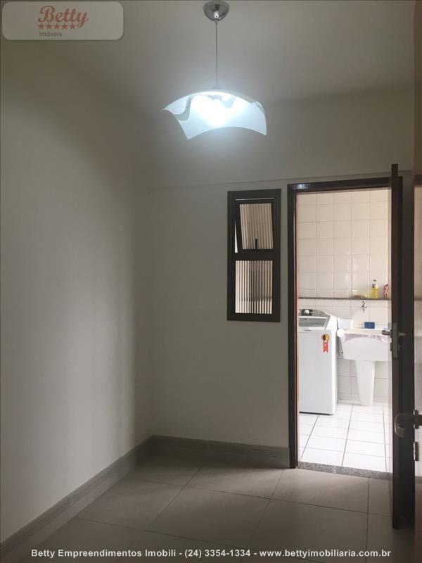 Apartamento a Venda no Centro em Resende