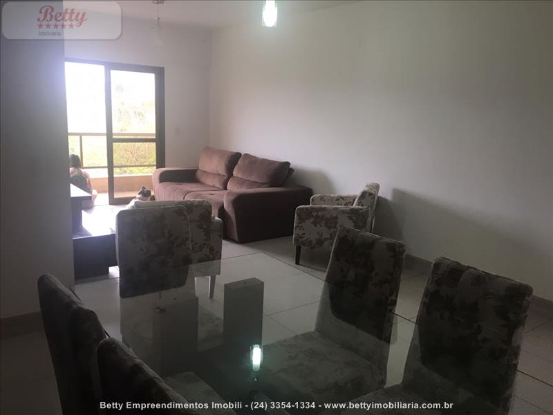 Apartamento a Venda no Centro em Resende