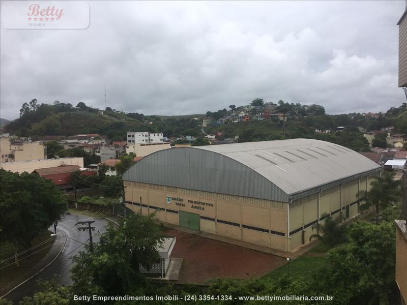 Apartamento a Venda no Centro em Resende