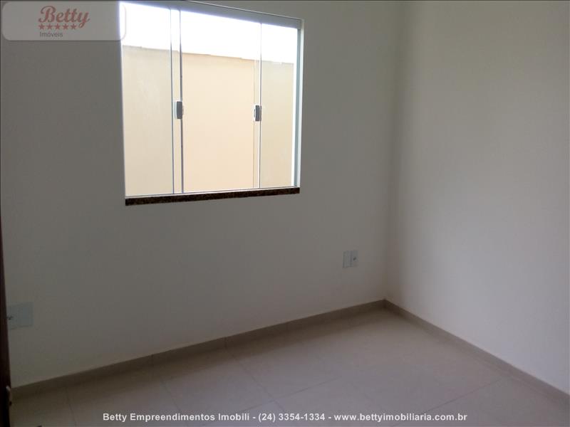 Casa a Venda no Jardim Aliança II em Resende