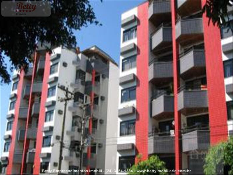Apartamento a Venda no Comercial em Resende