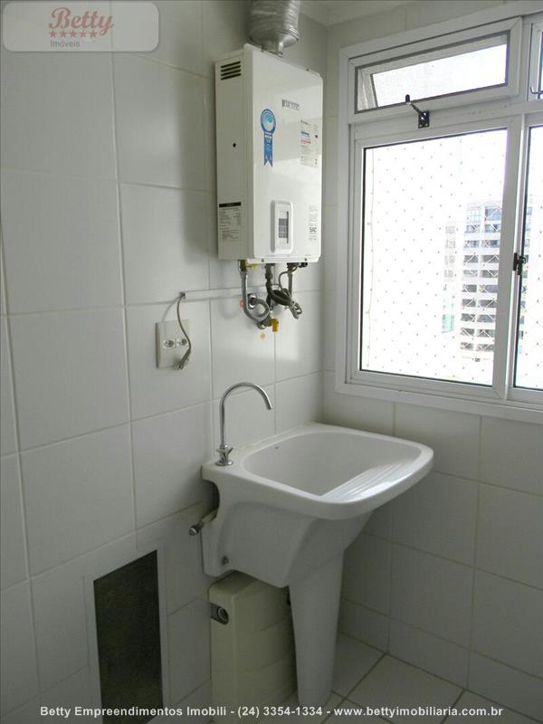 Apartamento a Venda no Comercial em Resende