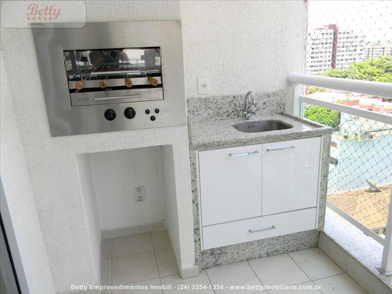 Apartamento a Venda no Comercial em Resende