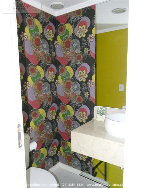 Apartamento a Venda no Comercial em Resende