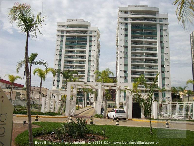 Apartamento a Venda no Comercial em Resende