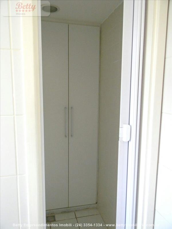 Apartamento a Venda no Comercial em Resende
