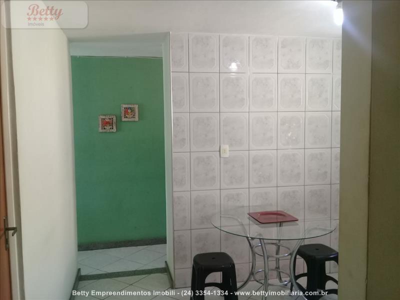Apartamento a Venda no Cidade Alegria em Resende
