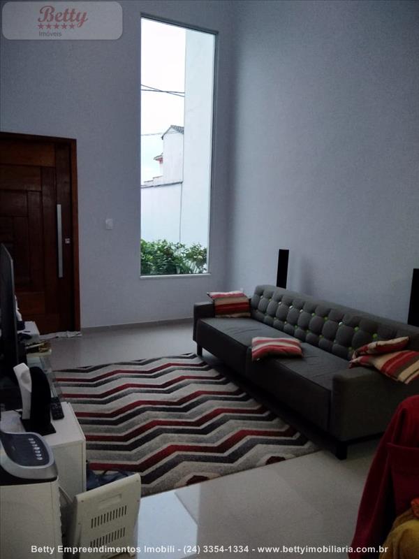 Casa a Venda no Parque Ipiranga II em Resende