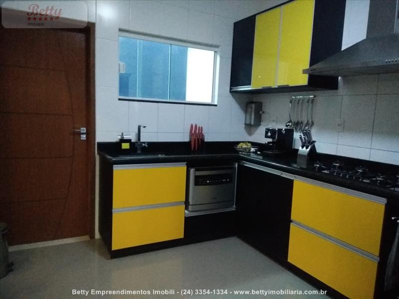 Casa a Venda no Parque Ipiranga II em Resende