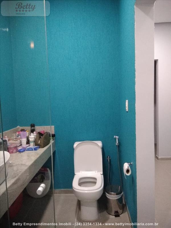 Casa a Venda no Parque Ipiranga II em Resende