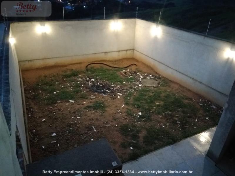Casa a Venda no Parque Ipiranga II em Resende