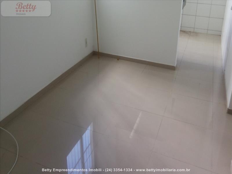 Apartamento a Venda no Cabral em Resende