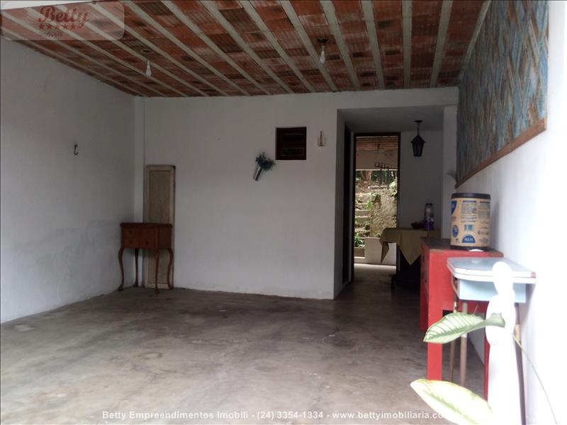 Casa a Venda no Centro em Resende