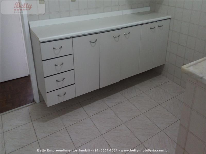 Apartamento para Alugar no Campos Elíseos em Resende