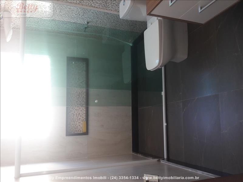 Casa a Venda no Parque Ipiranga em Resende