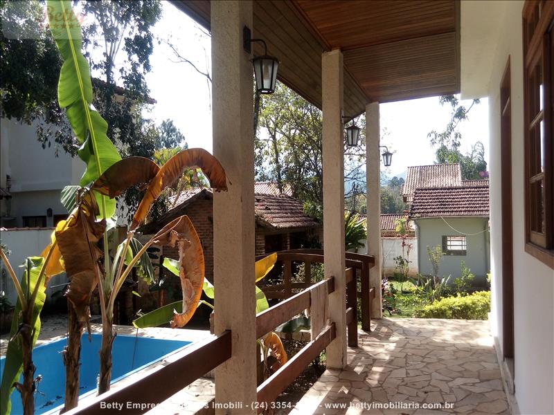 Casa a Venda no Fazenda Penedo em Penedo (Itatiaia)