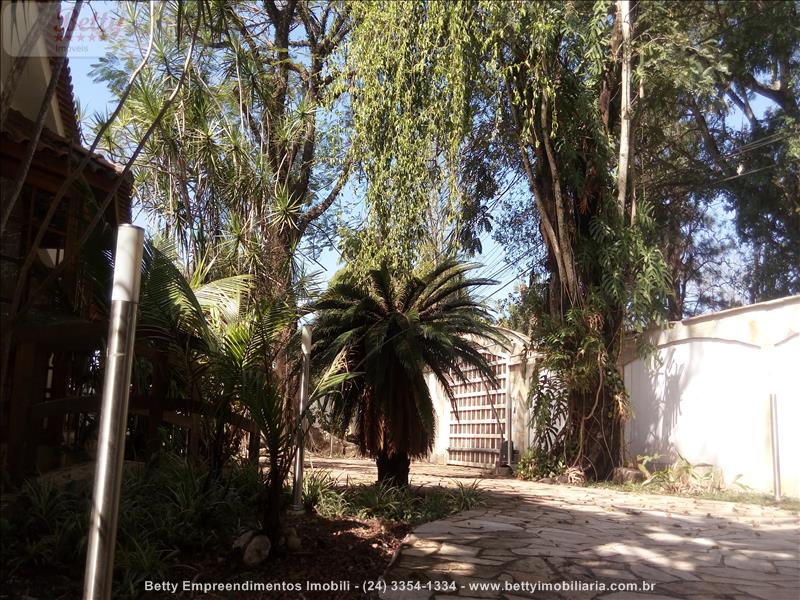 Casa a Venda no Fazenda Penedo em Penedo (Itatiaia)