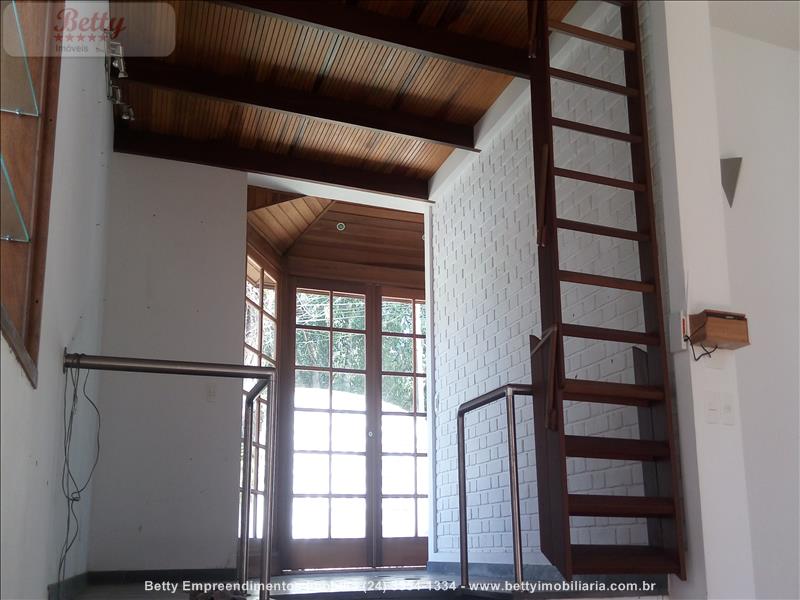 Casa a Venda no Fazenda Penedo em Penedo (Itatiaia)