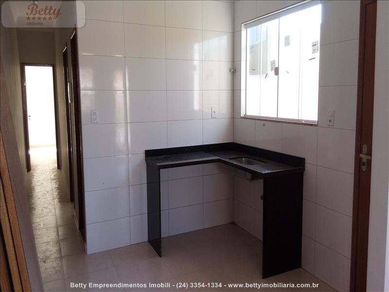 Casa a Venda no Jardim D'Oeste em Resende