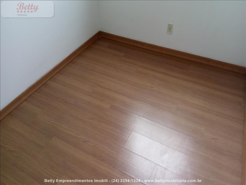 Apartamento a Venda no Cabral em Resende