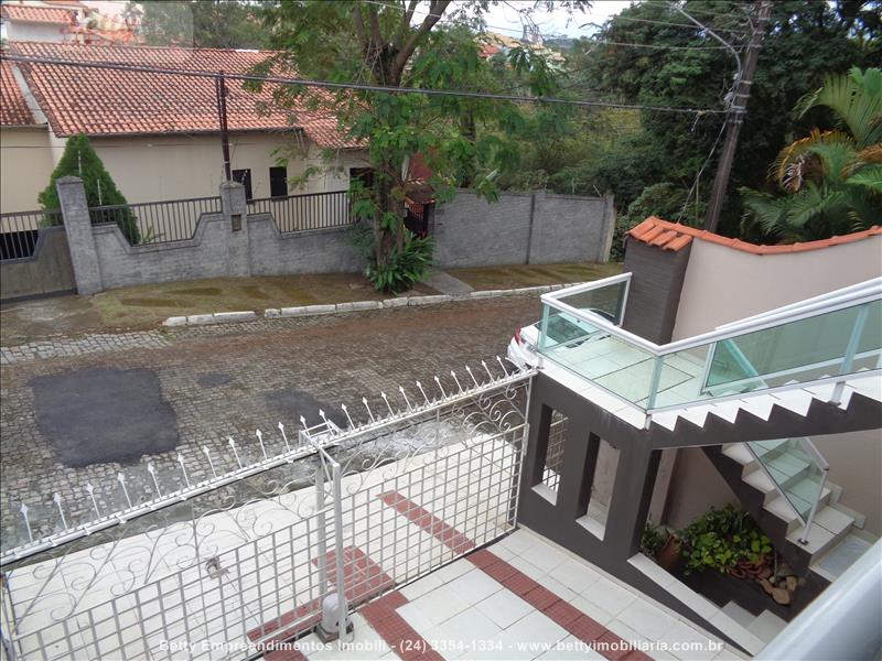 Casa a Venda no Jardim Brasília 2 em Resende