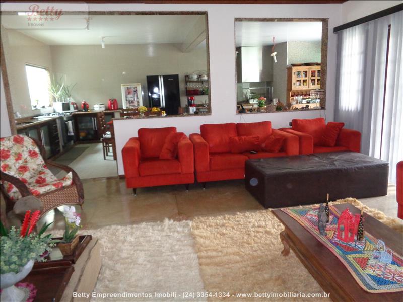 Casa a Venda no Jardim Brasília 2 em Resende