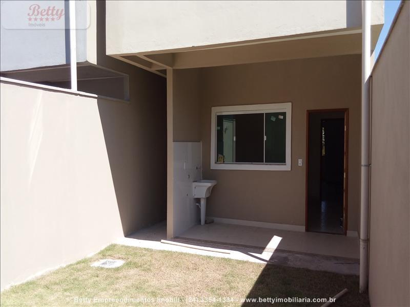 Casa a Venda no Jardim D'Oeste em Resende