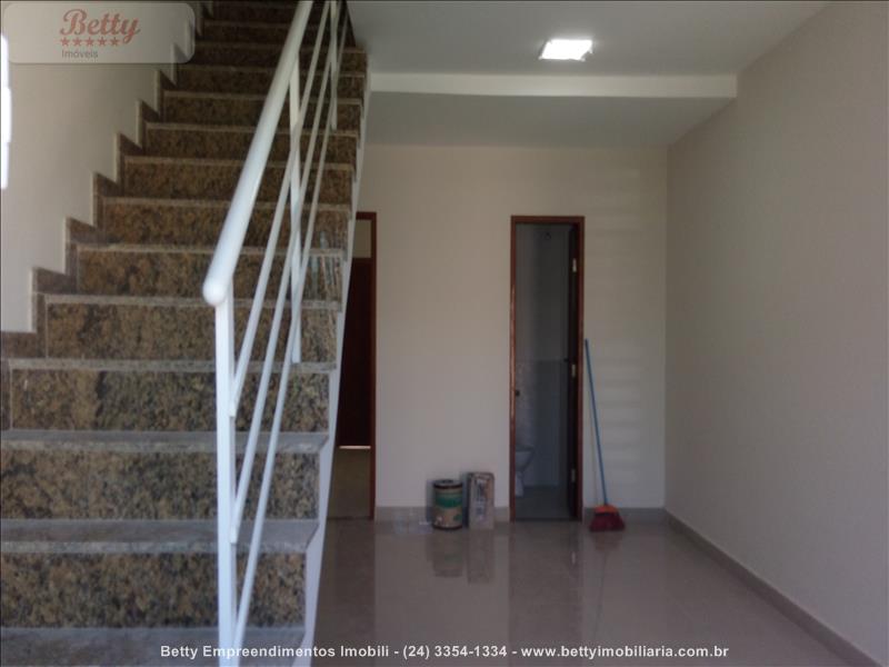 Casa a Venda no Jardim D'Oeste em Resende
