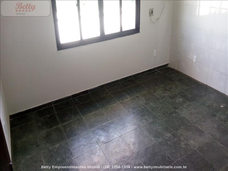 Apartamento para Alugar no Liberdade em Resende