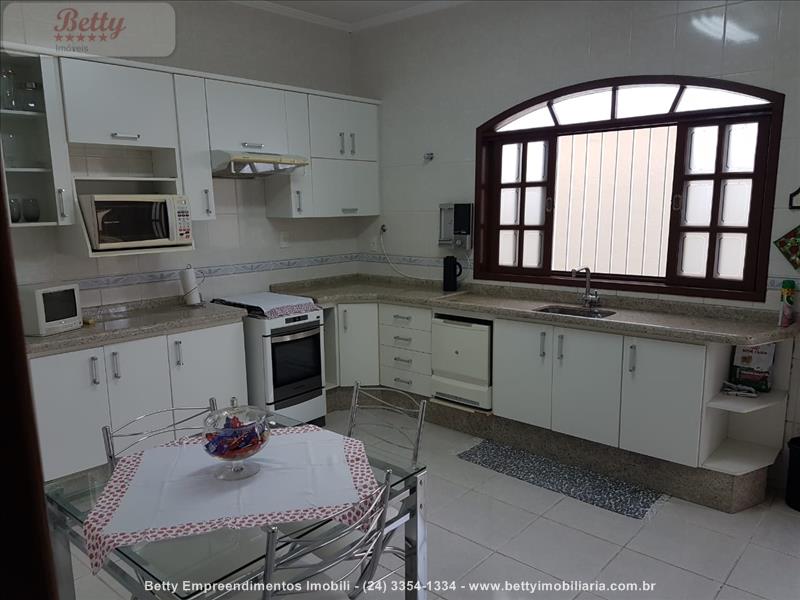 Casa a Venda no Morada da Colina I II III em Resende