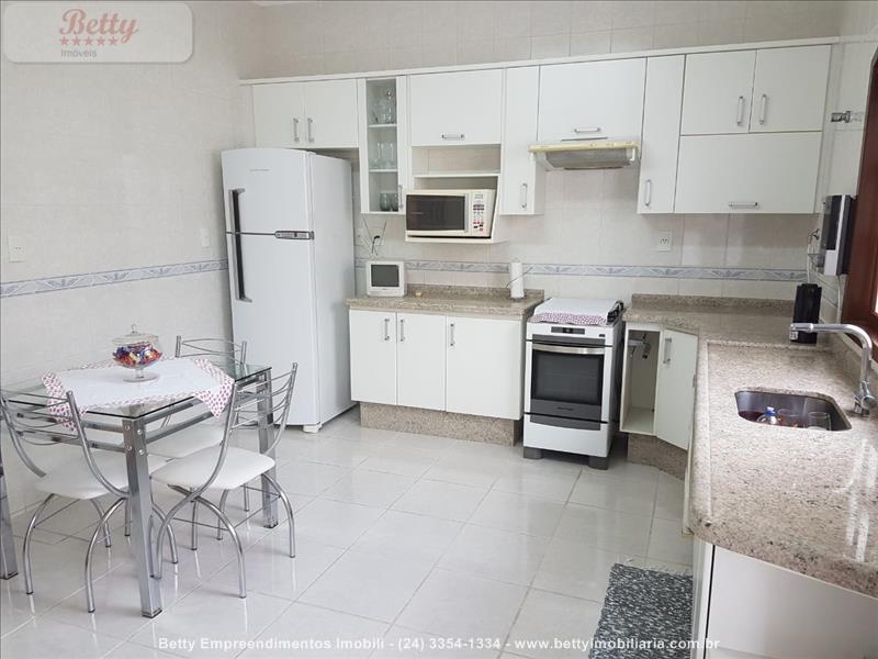 Casa a Venda no Morada da Colina I II III em Resende