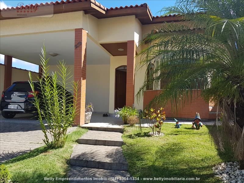 Casa a Venda no Morada da Colina I II III em Resende