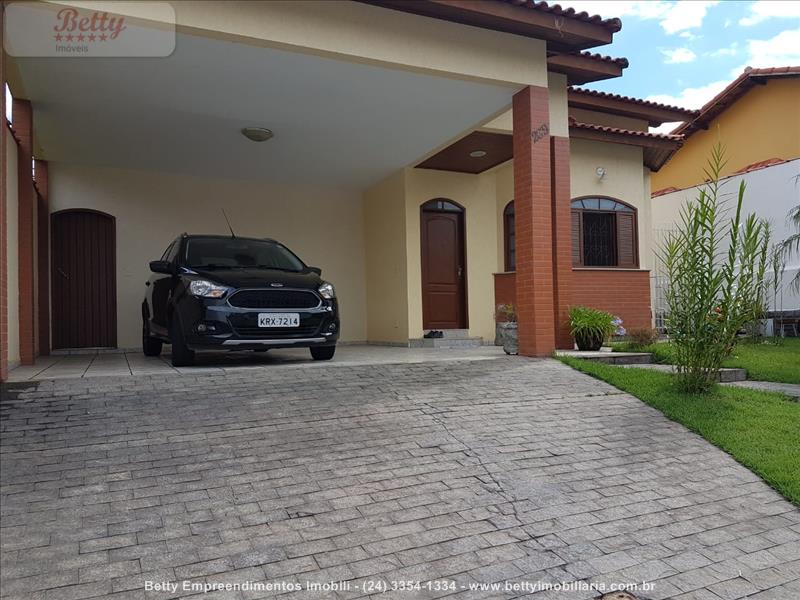Casa a Venda no Morada da Colina I II III em Resende