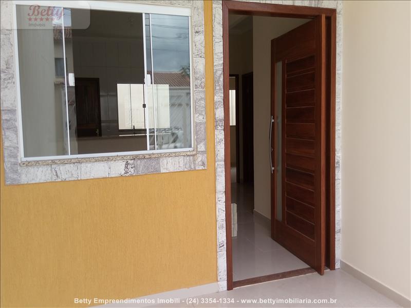 Casa a Venda no Jardim Aliança II em Resende