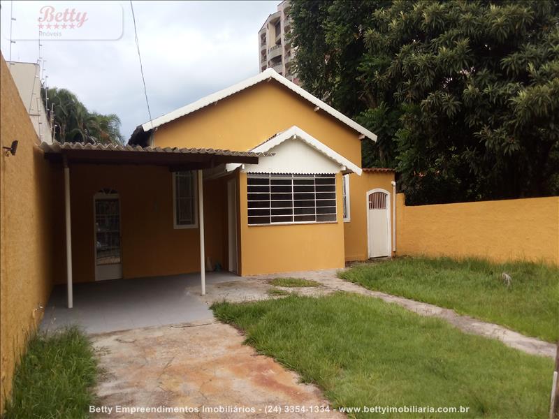 Casa para Alugar no Comercial em Resende