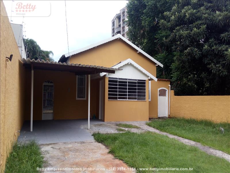 Casa para Alugar no Comercial em Resende