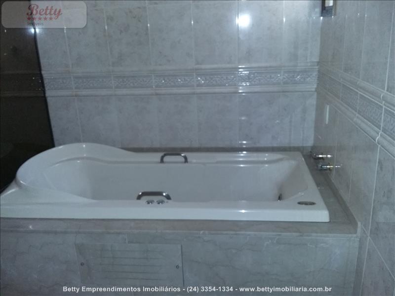 Apartamento para Alugar no Liberdade em Resende
