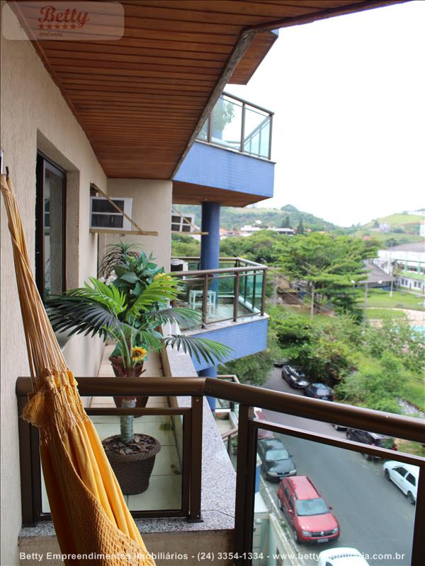 Apartamento a Venda no Comercial em Resende