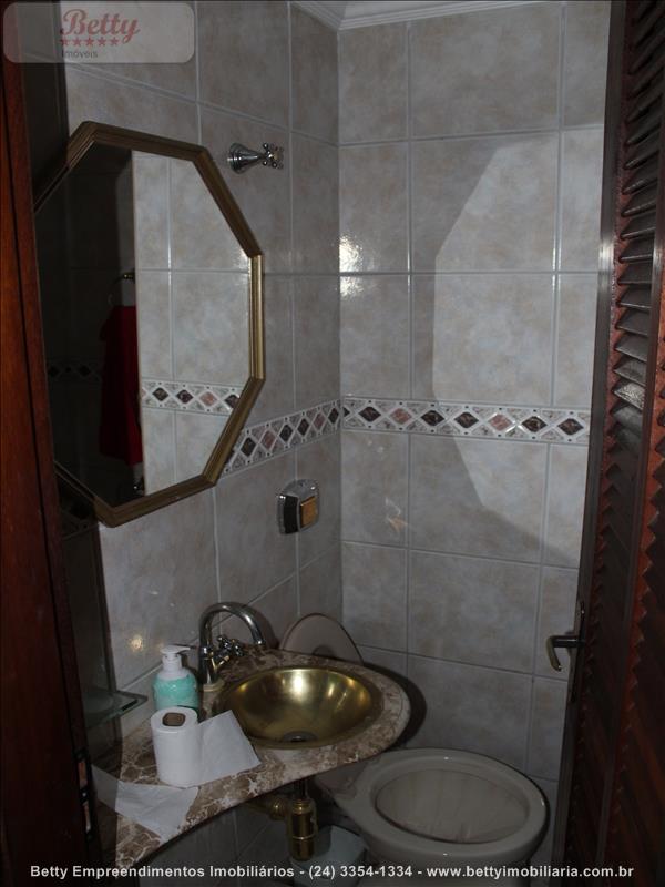 Apartamento a Venda no Comercial em Resende