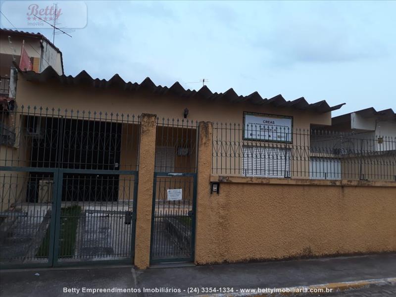 Casa a Venda no Jardim Tropical em Resende