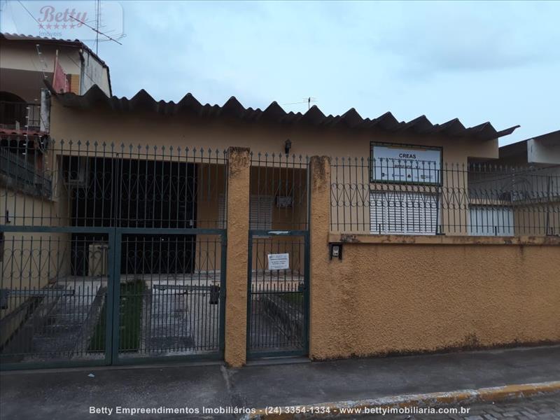 Casa a Venda no Jardim Tropical em Resende