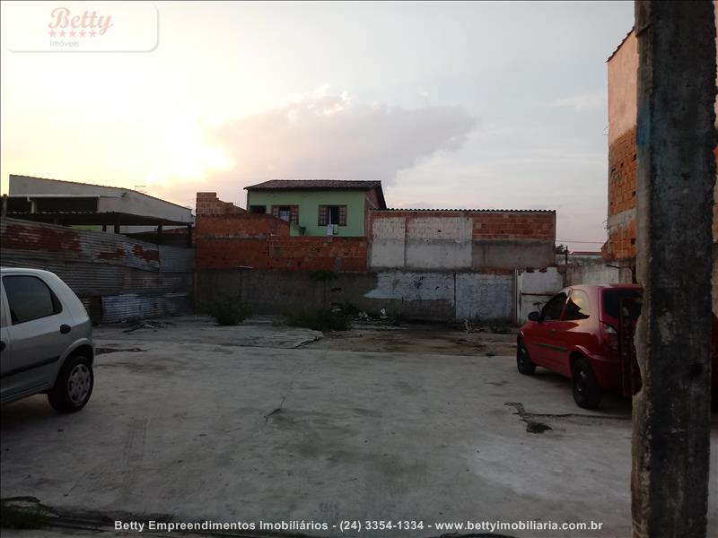 Terreno para Alugar no Morada do Contorno em Resende