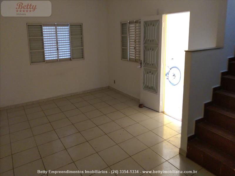 Casa a Venda no Vila Julieta em Resende